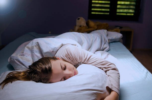 تفسير حلم اني في صالون تجميل في المنام