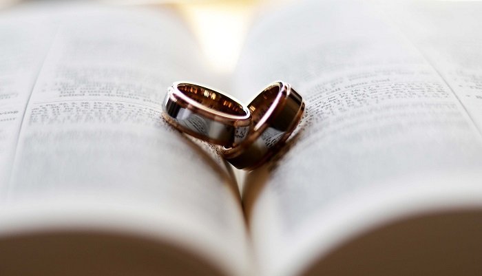 تفسير حلم شراء مستلزمات الزواج في المنام