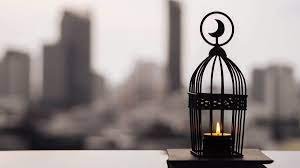 تفسير حلم شرب الماء بعد أذان الفجر في رمضان في المنام