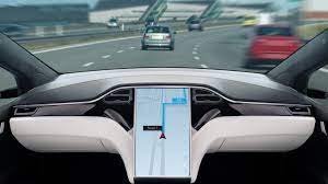 تفسير حلم مشي السيارة بدون سائق في المنام